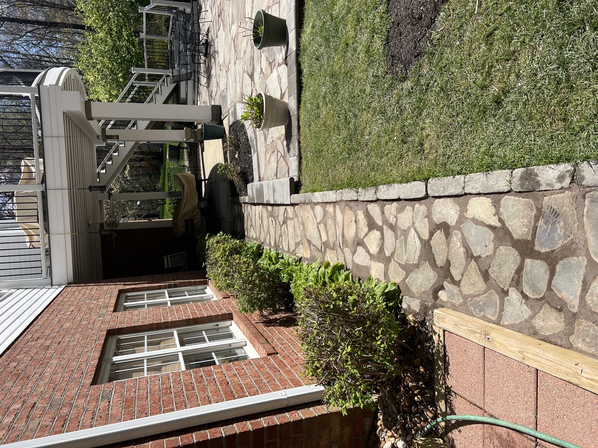 Hardscape walkway and steps